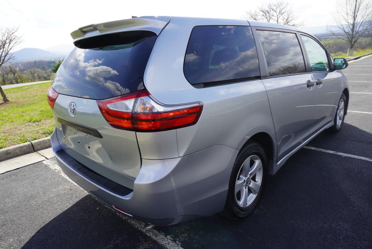 Toyota Sienna L FWD 7-Passenger (Natl) 2020