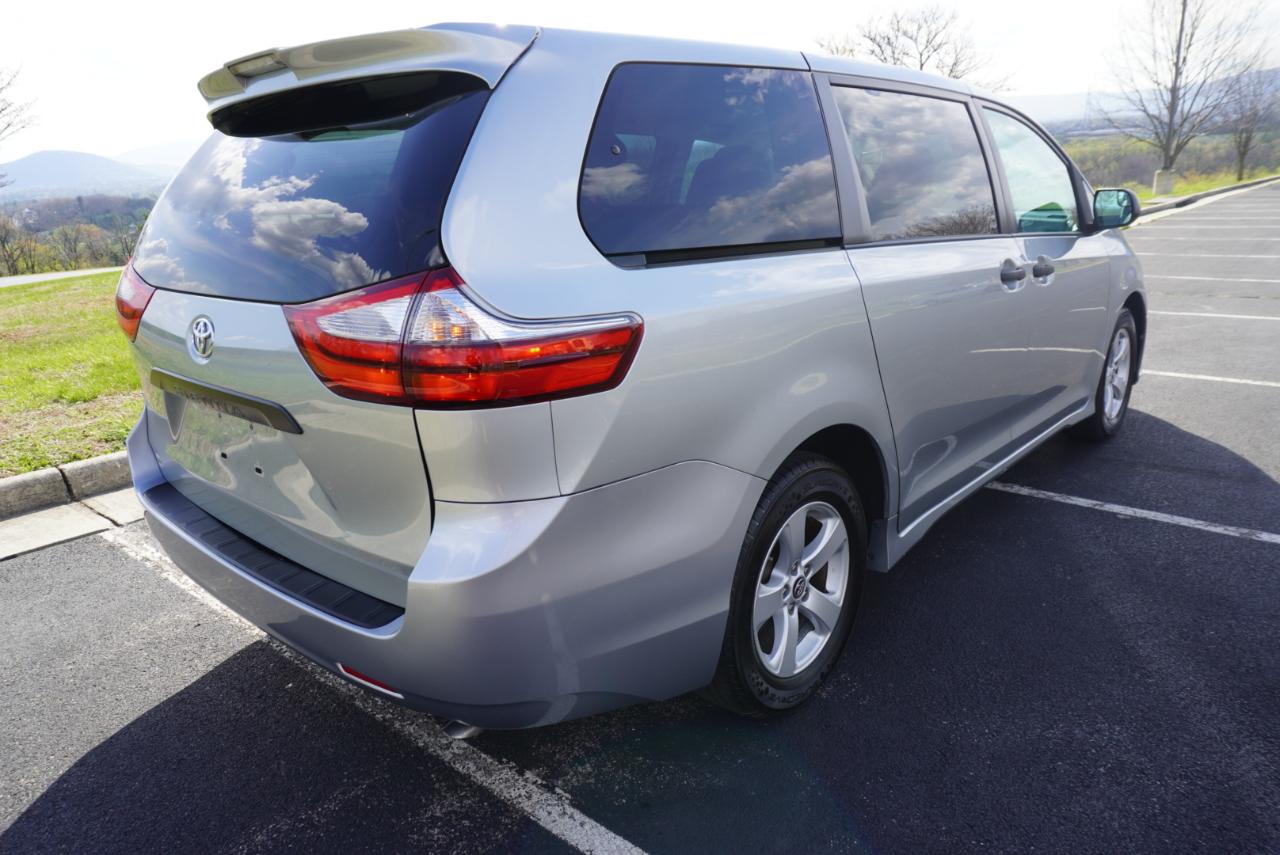 Toyota Sienna L FWD 7-Passenger (Natl) 2020