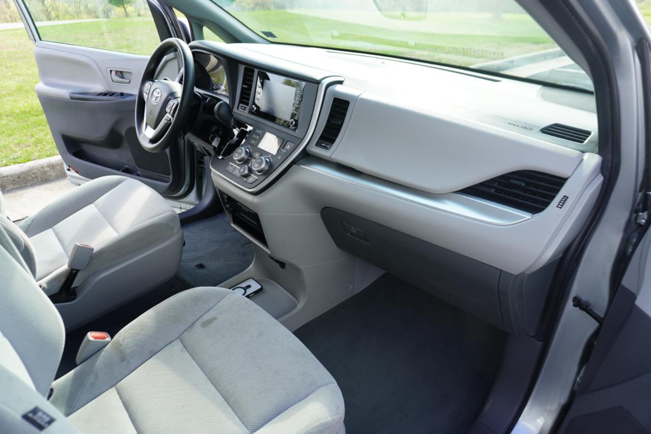 Toyota Sienna L FWD 7-Passenger (Natl) 2020