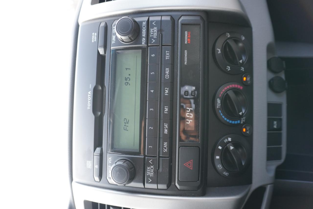 Toyota Tacoma 2WD Access Cab V6 AT PreRunner (Natl) 2012