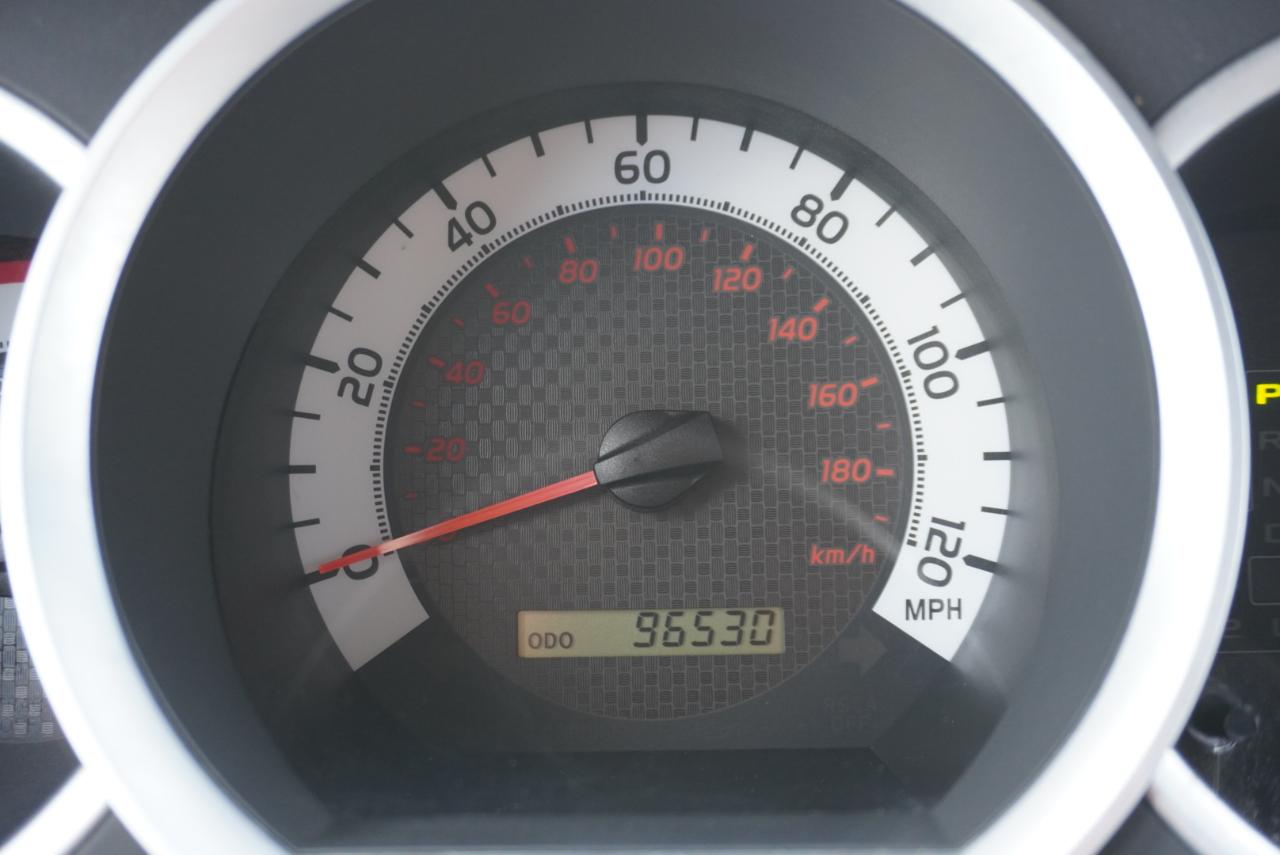 Toyota Tacoma 2WD Access Cab V6 AT PreRunner (Natl) 2012