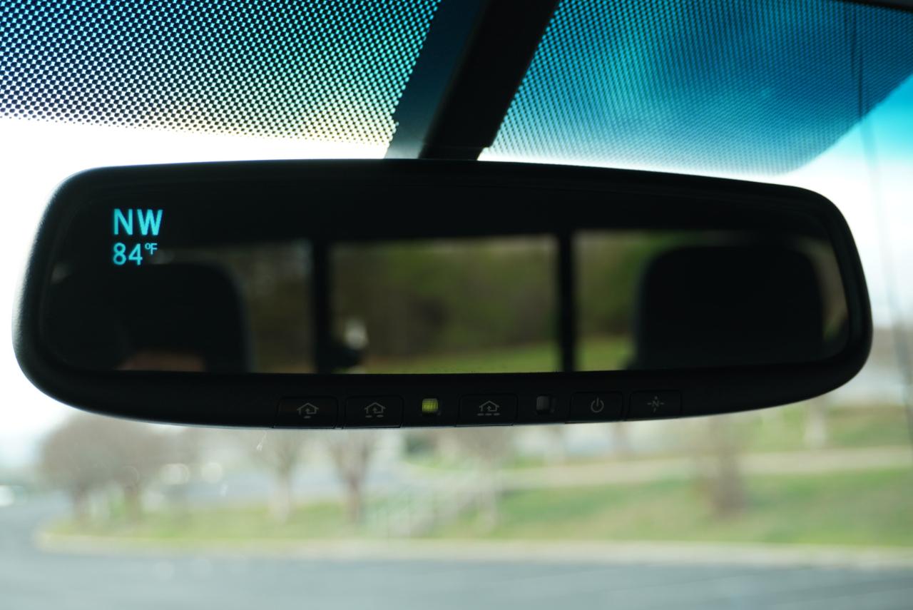 Toyota Tacoma 2WD Access Cab V6 AT PreRunner (Natl) 2012