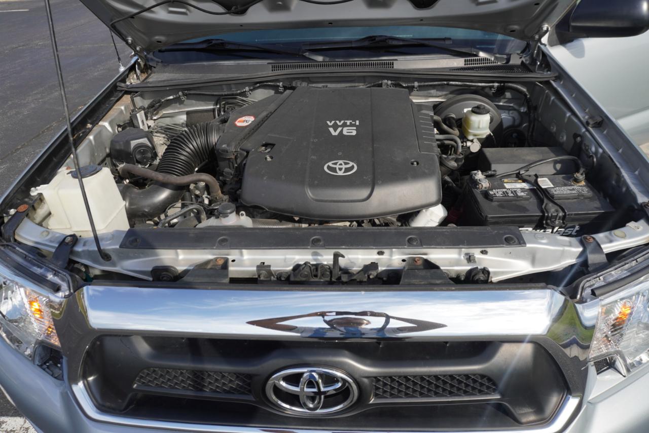 Toyota Tacoma 2WD Access Cab V6 AT PreRunner (Natl) 2012