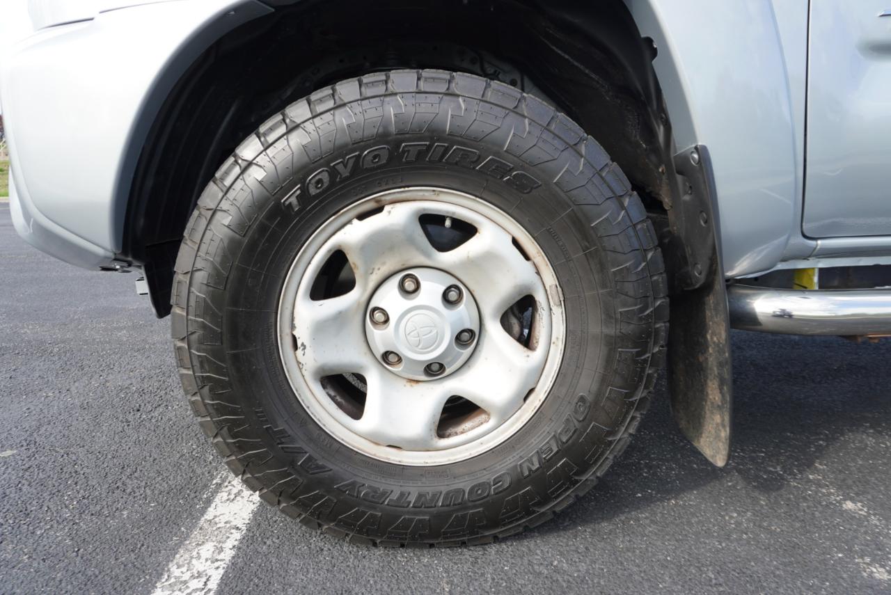 Toyota Tacoma 2WD Access Cab V6 AT PreRunner (Natl) 2012