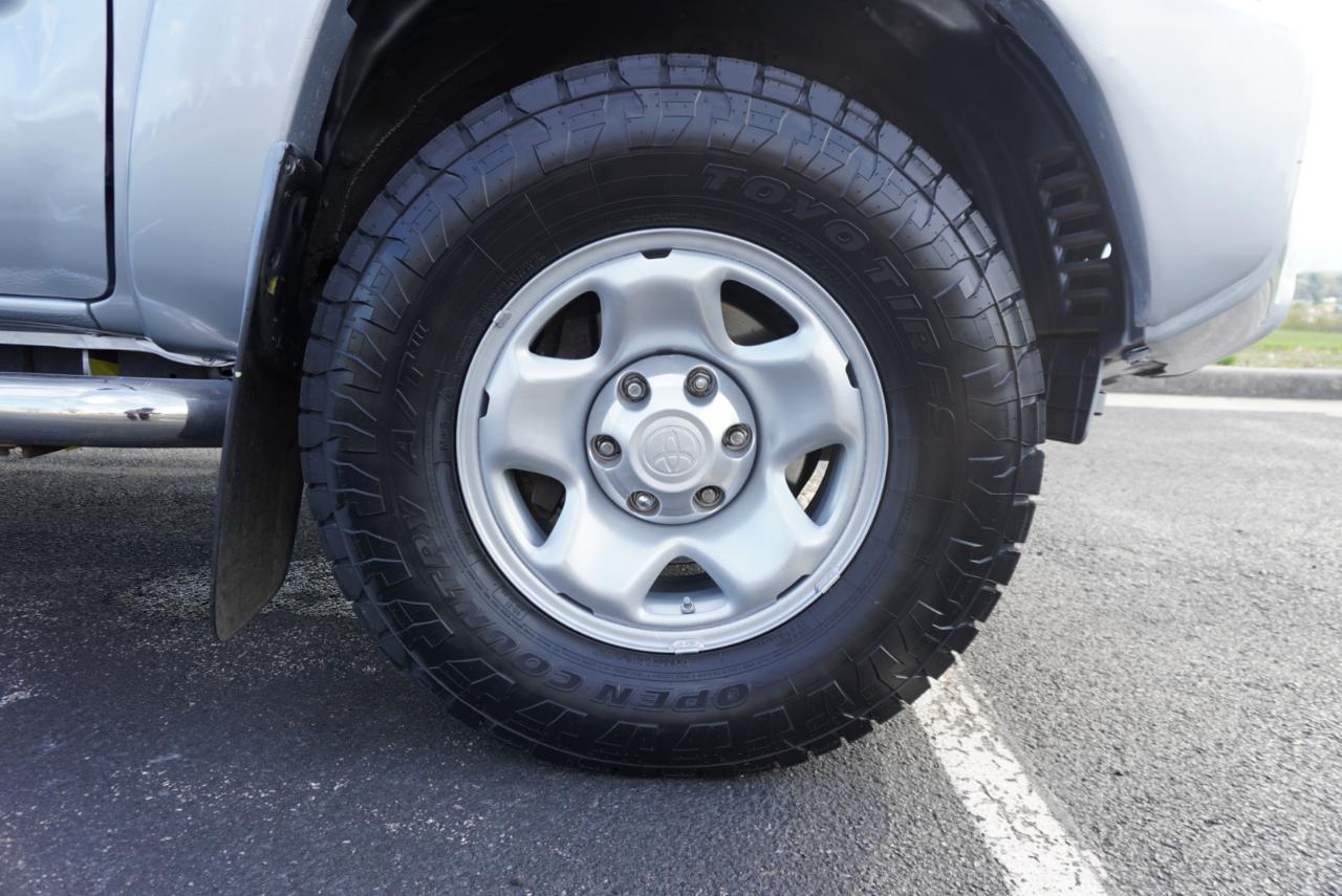 Toyota Tacoma 2WD Access Cab V6 AT PreRunner (Natl) 2012