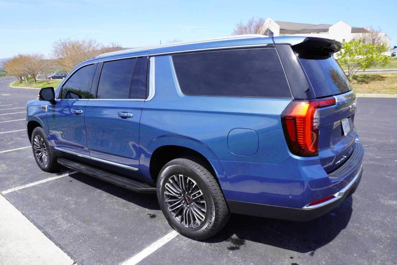 GMC Yukon XL 4WD 4dr Elevation 2026