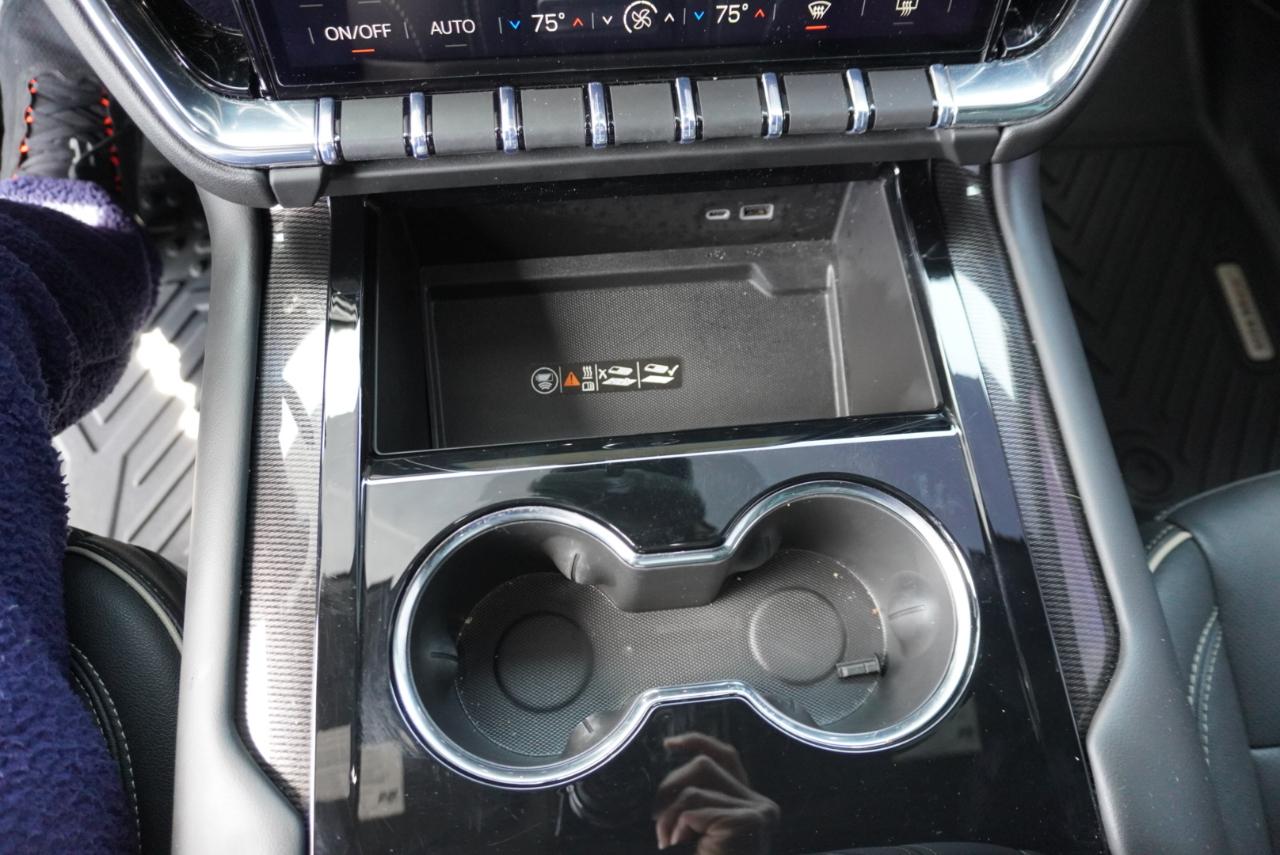 GMC Yukon XL 4WD 4dr Elevation 2026