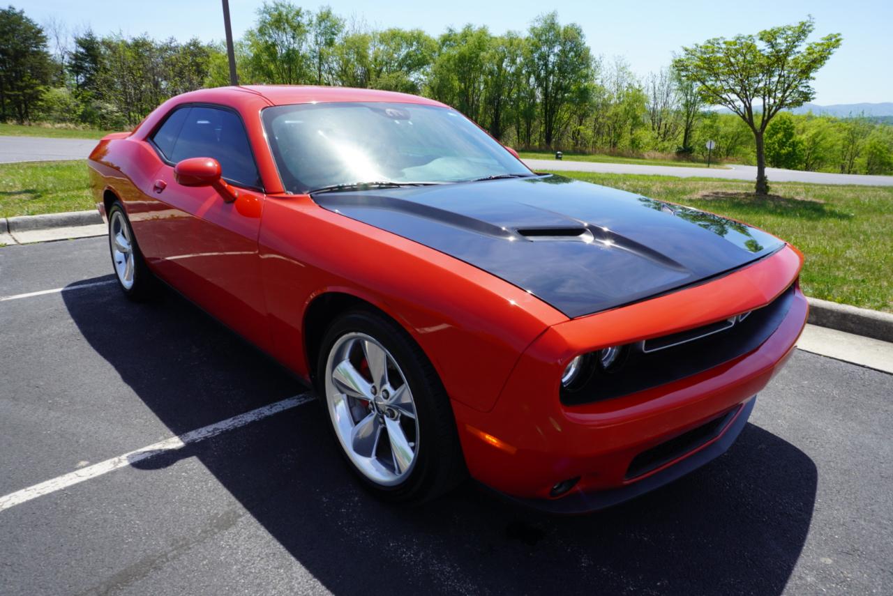 Dodge Challenger 2dr Cpe R/T Plus 2016