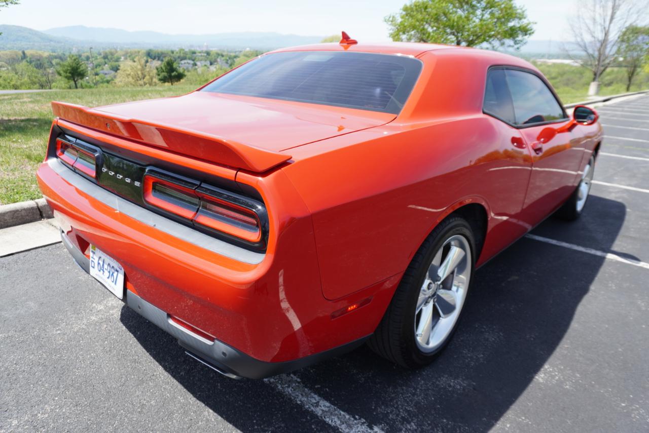 Dodge Challenger 2dr Cpe R/T Plus 2016