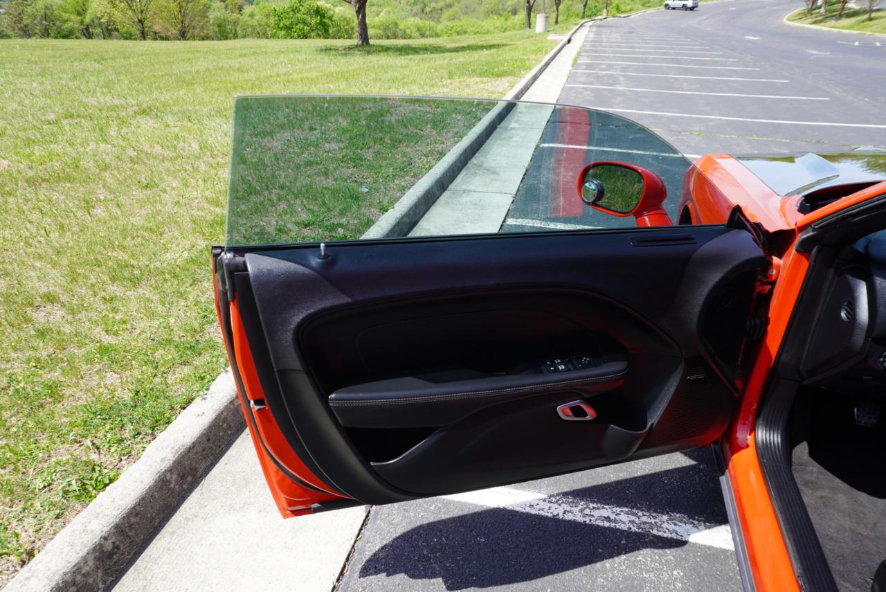 Dodge Challenger 2dr Cpe R/T Plus 2016