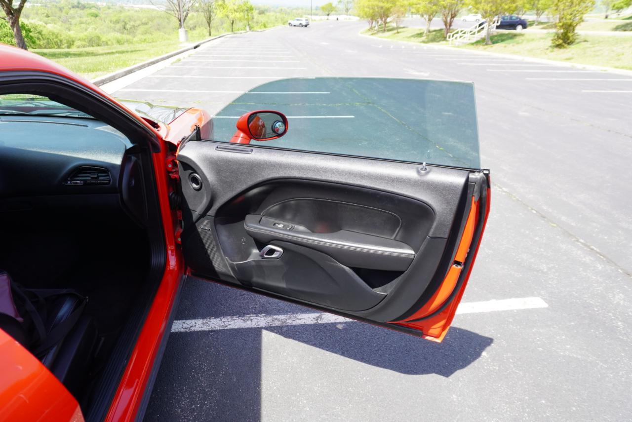 Dodge Challenger 2dr Cpe R/T Plus 2016