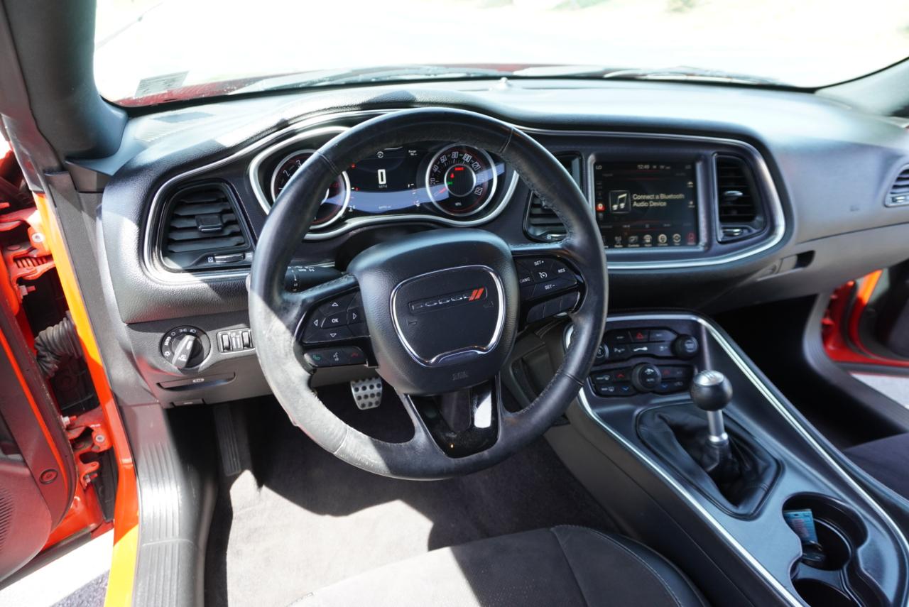 Dodge Challenger 2dr Cpe R/T Plus 2016