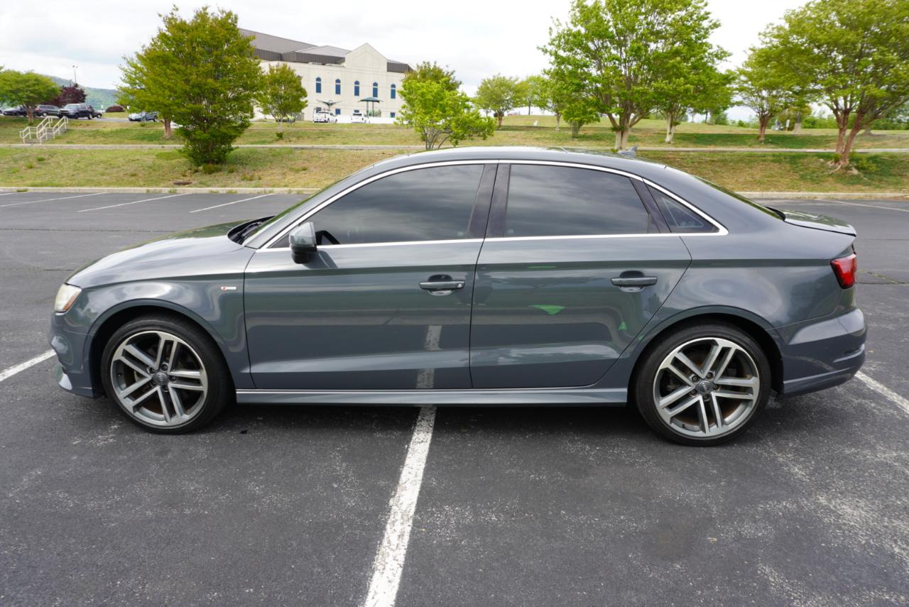 Audi A3 Sedan 2.0 TFSI Premium Plus quattro AWD 2017