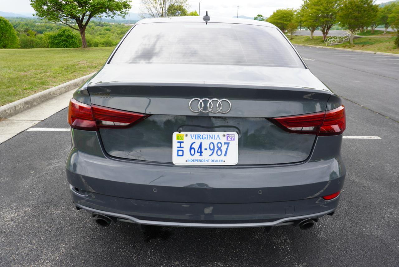 Audi A3 Sedan 2.0 TFSI Premium Plus quattro AWD 2017