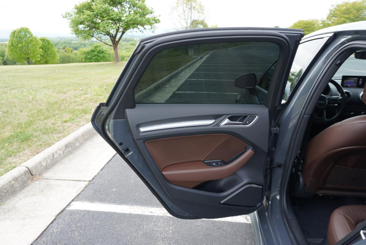 Audi A3 Sedan 2.0 TFSI Premium Plus quattro AWD 2017