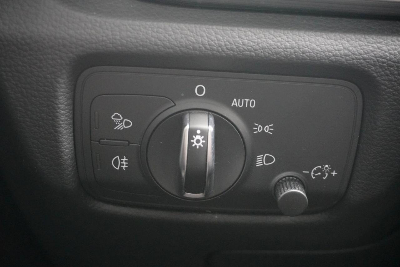 Audi A3 Sedan 2.0 TFSI Premium Plus quattro AWD 2017