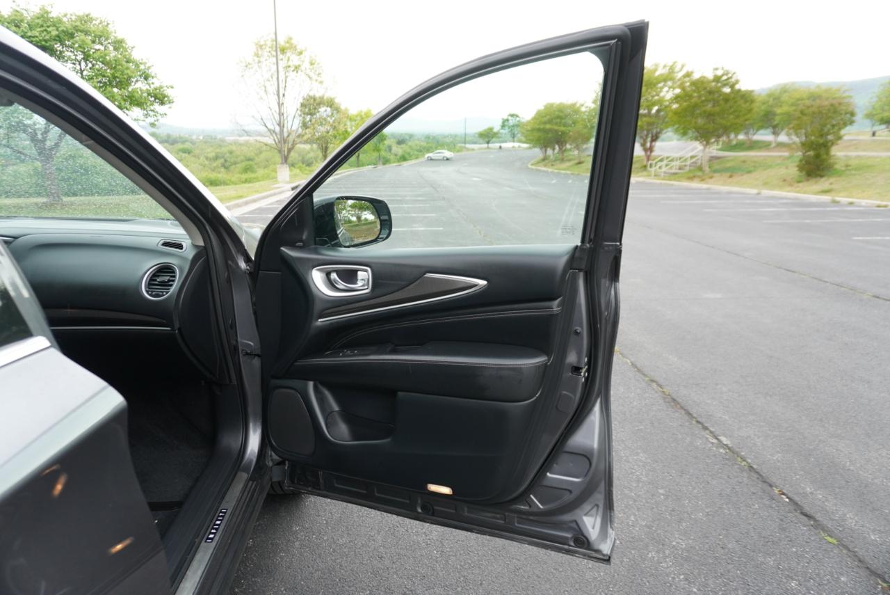 Infiniti QX60 LUXE AWD 2020