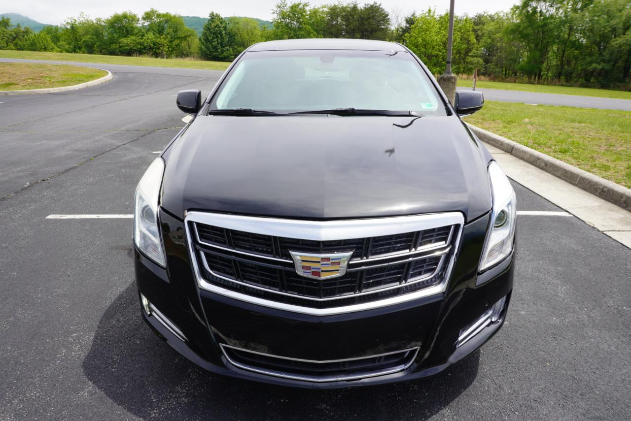 Cadillac XTS 4dr Sdn Luxury Collection FWD 2016