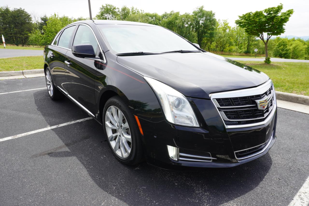 Cadillac XTS 4dr Sdn Luxury Collection FWD 2016