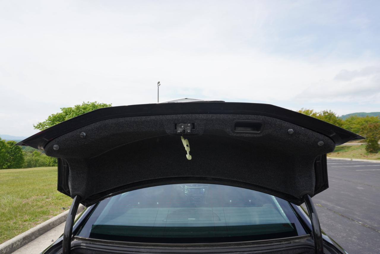 Cadillac XTS 4dr Sdn Luxury Collection FWD 2016