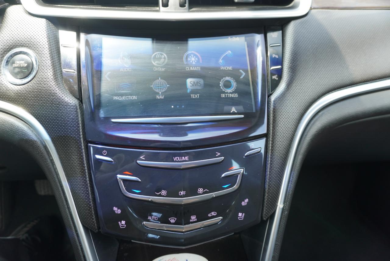 Cadillac XTS 4dr Sdn Luxury Collection FWD 2016