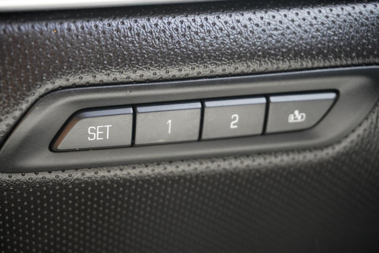 Cadillac XTS 4dr Sdn Luxury Collection FWD 2016