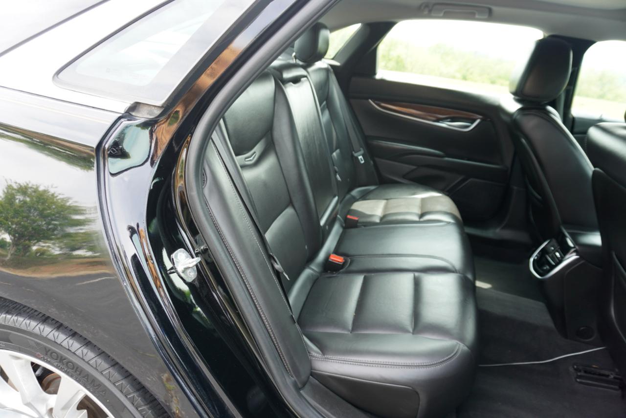 Cadillac XTS 4dr Sdn Luxury Collection FWD 2016