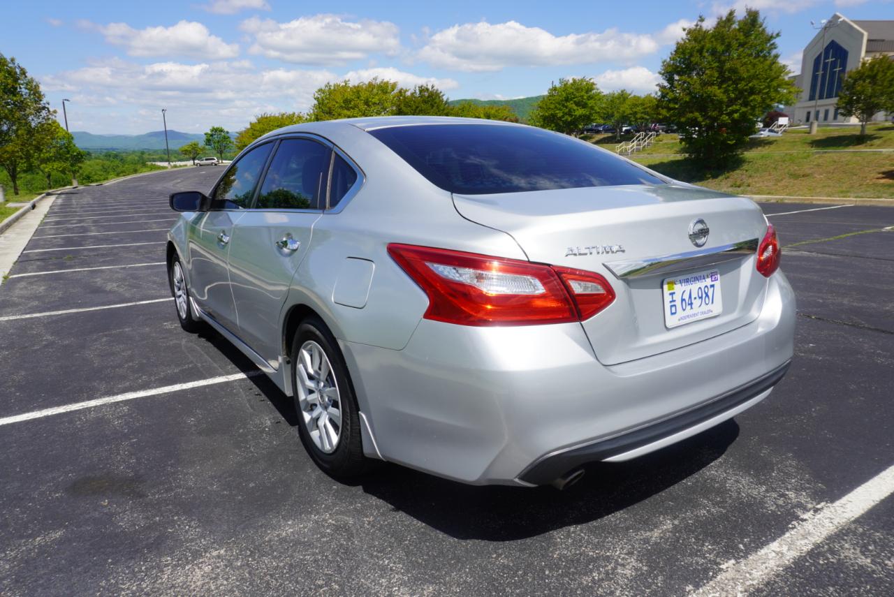 Nissan Altima 2.5 S Sedan 2017