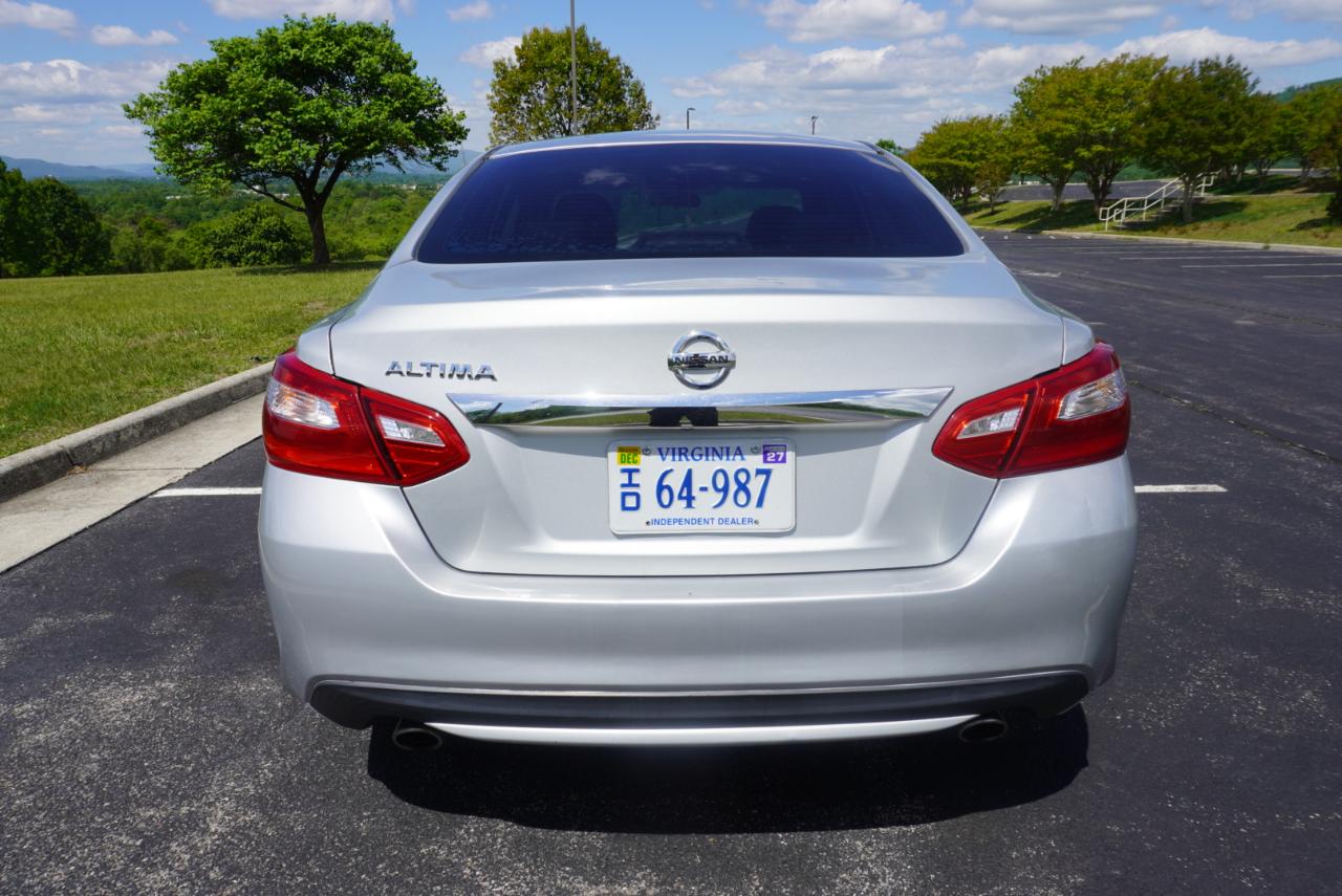 Nissan Altima 2.5 S Sedan 2017
