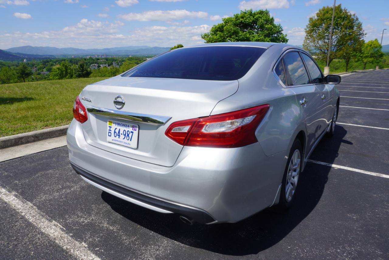 Nissan Altima 2.5 S Sedan 2017