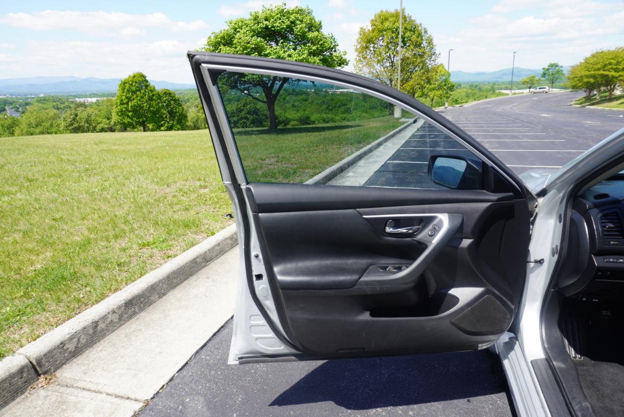 Nissan Altima 2.5 S Sedan 2017