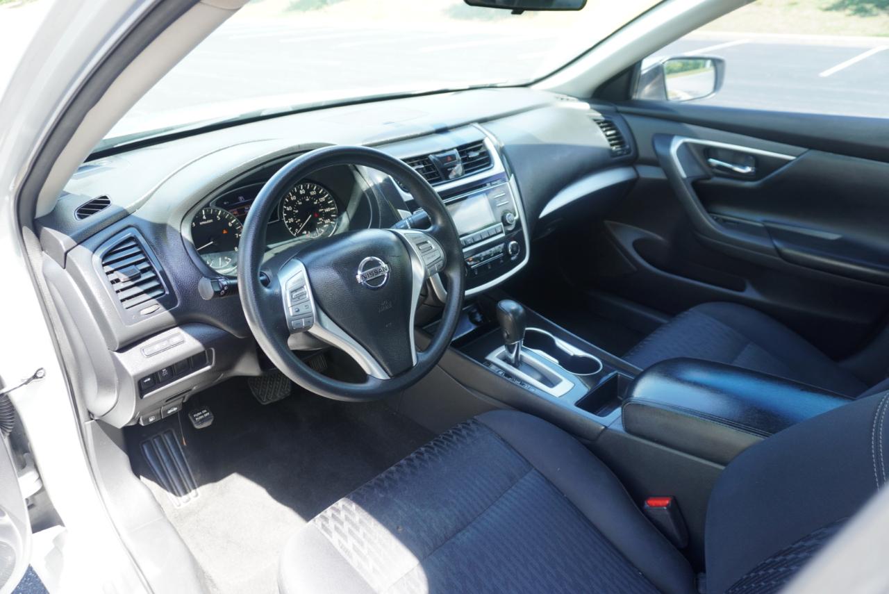 Nissan Altima 2.5 S Sedan 2017