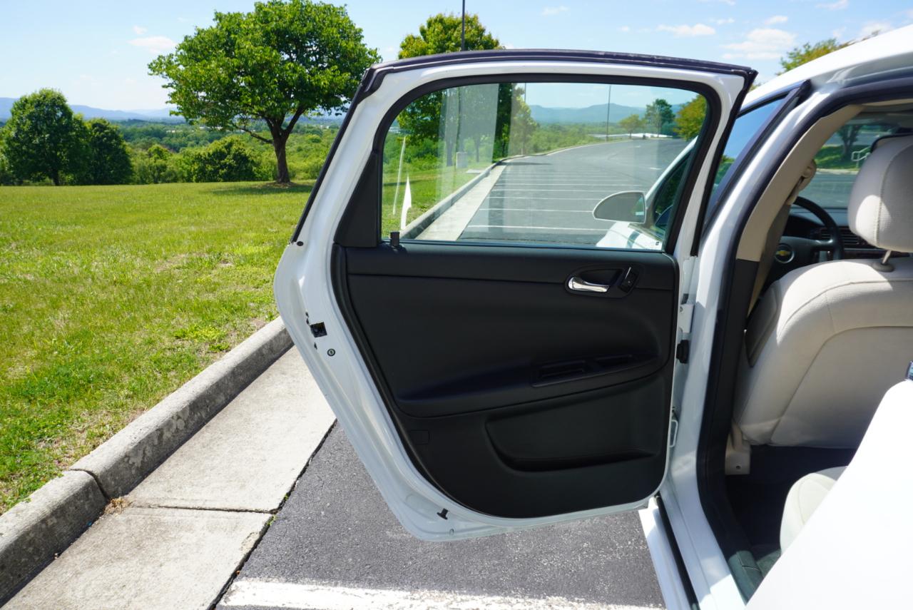 Chevrolet Impala 4dr Sdn LT Retail 2013