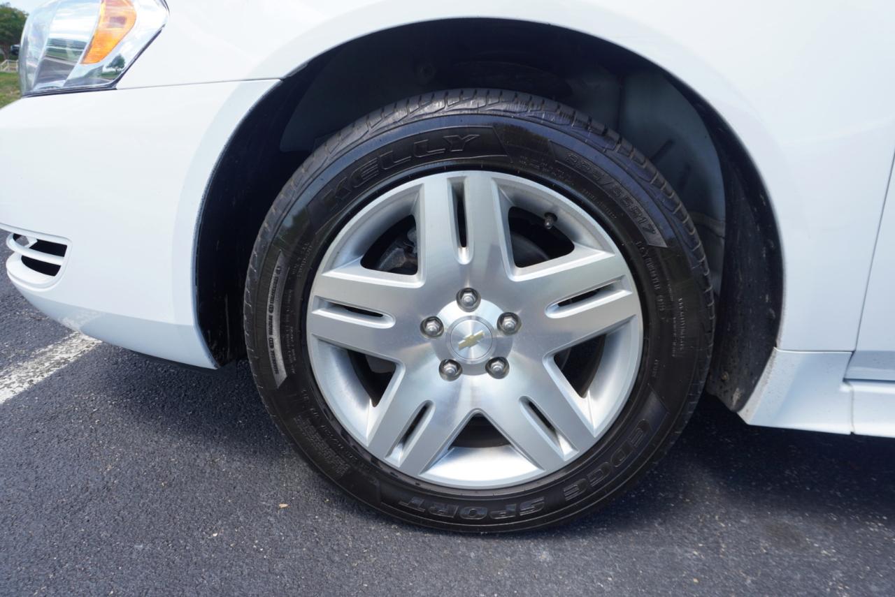 Chevrolet Impala 4dr Sdn LT Retail 2013