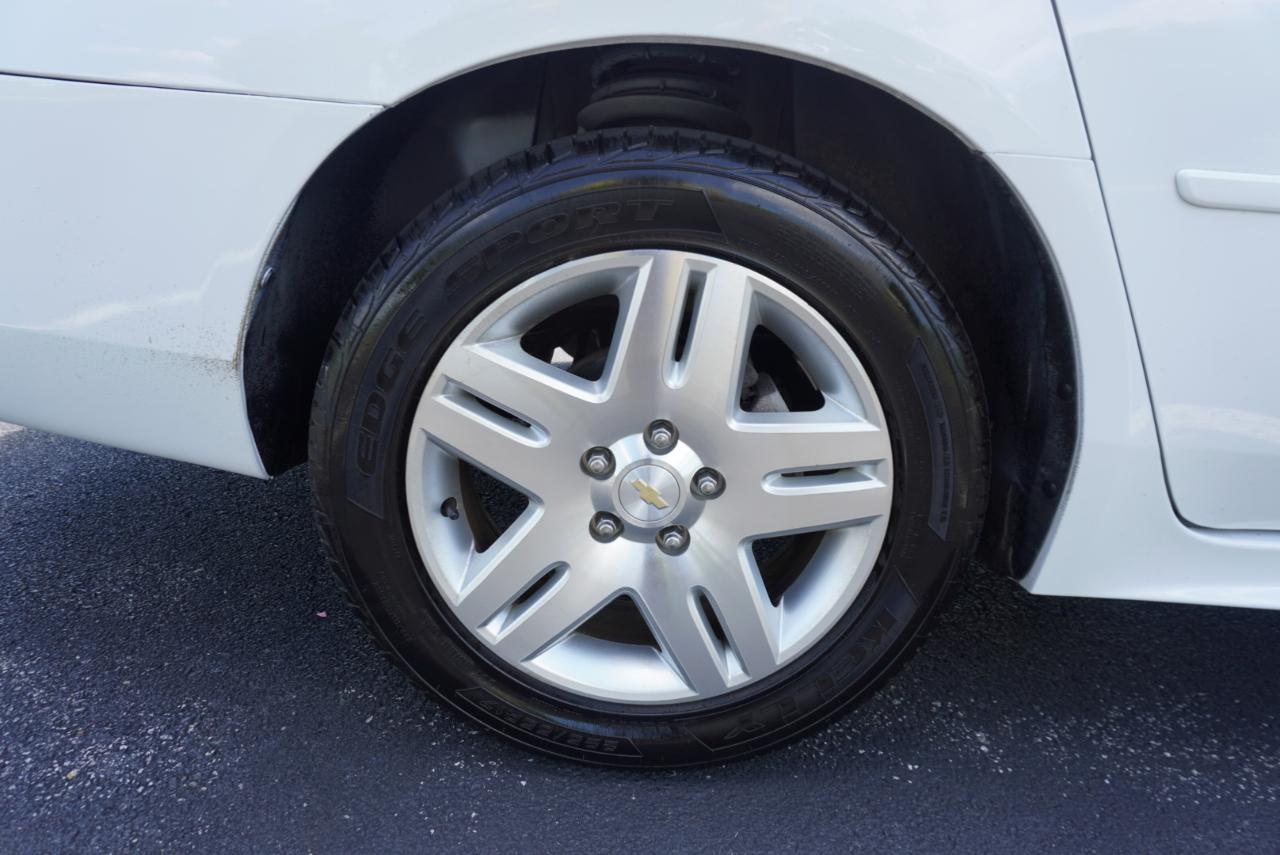 Chevrolet Impala 4dr Sdn LT Retail 2013
