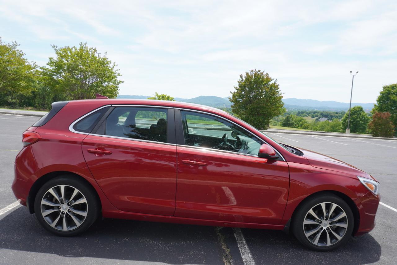 Hyundai Elantra GT Auto 2018
