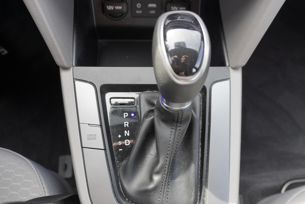 Hyundai Elantra SE Auto 2019