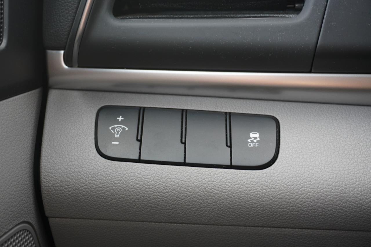 Hyundai Elantra SE Auto 2019