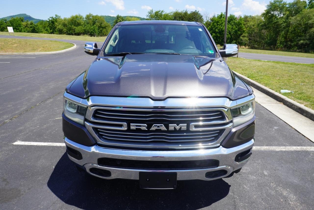 RAM 1500 Laramie 4x4 Crew Cab 5'7" Box 2020