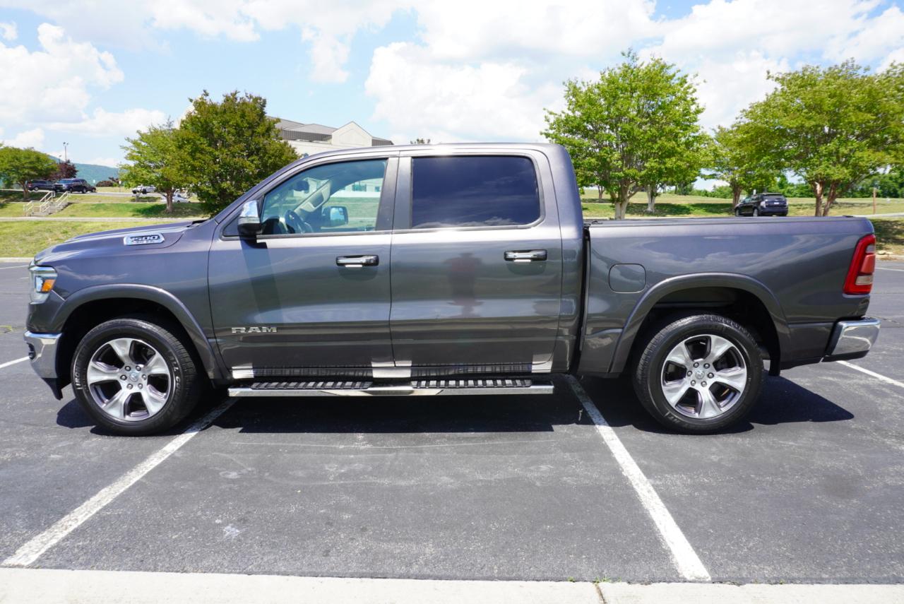 RAM 1500 Laramie 4x4 Crew Cab 5'7" Box 2020