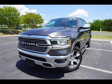 2020 RAM 1500 Laramie 4x4 Crew Cab 5'7" Box