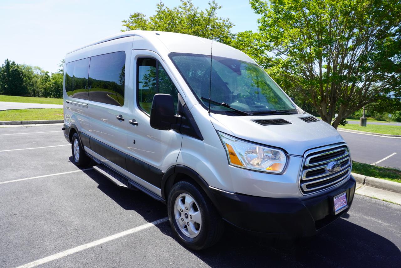 Ford Transit Passenger Wagon T-350 148" Med Roof XLT Sliding RH Dr 2019