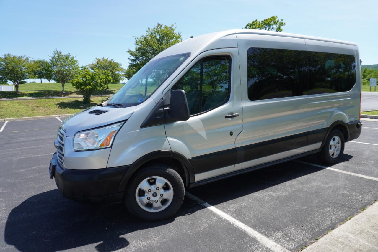 Ford Transit Passenger Wagon T-350 148" Med Roof XLT Sliding RH Dr 2019