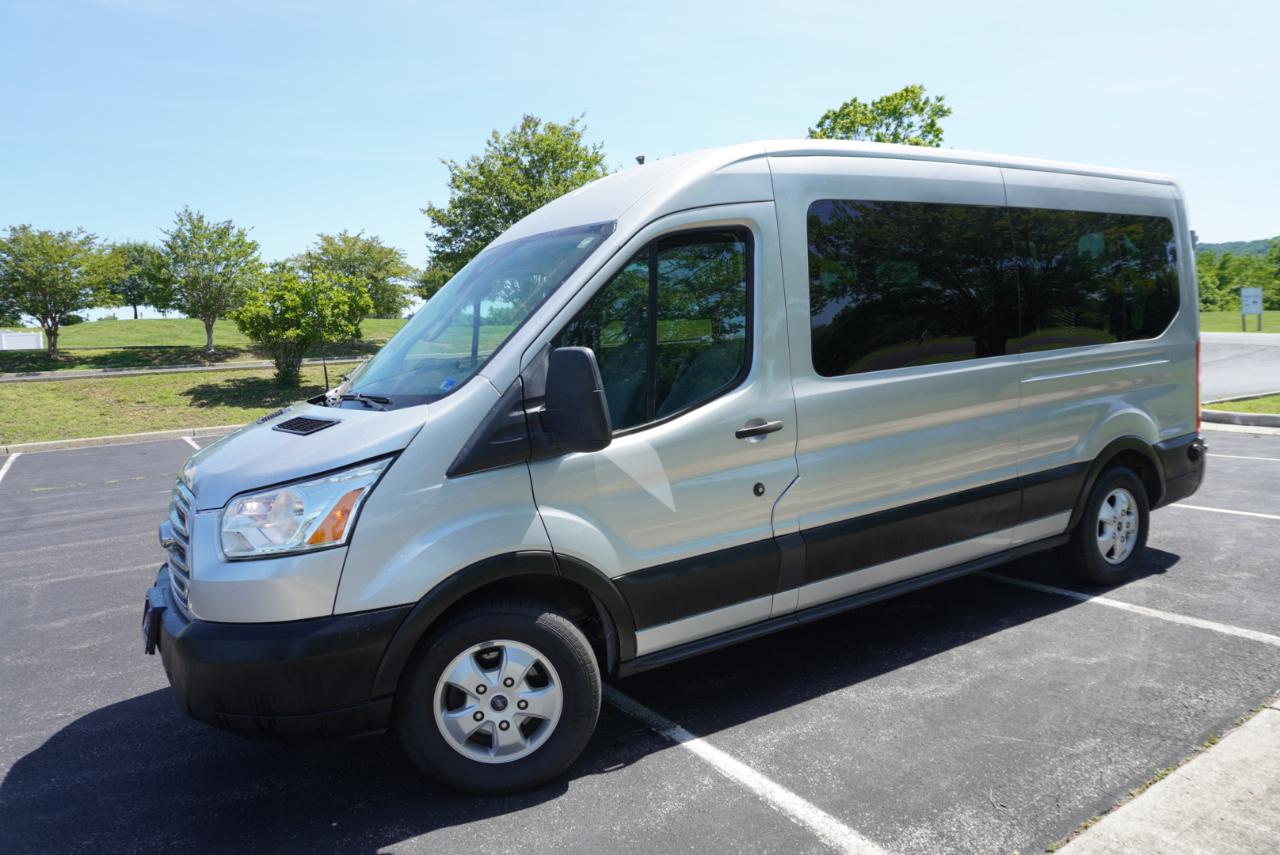 Ford Transit Passenger Wagon T-350 148" Med Roof XLT Sliding RH Dr 2019