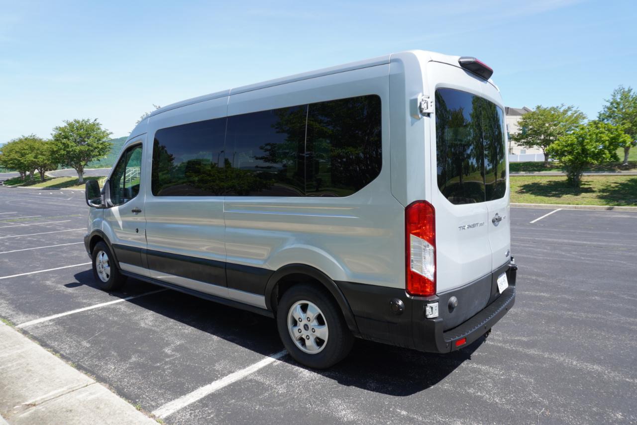 Ford Transit Passenger Wagon T-350 148" Med Roof XLT Sliding RH Dr 2019