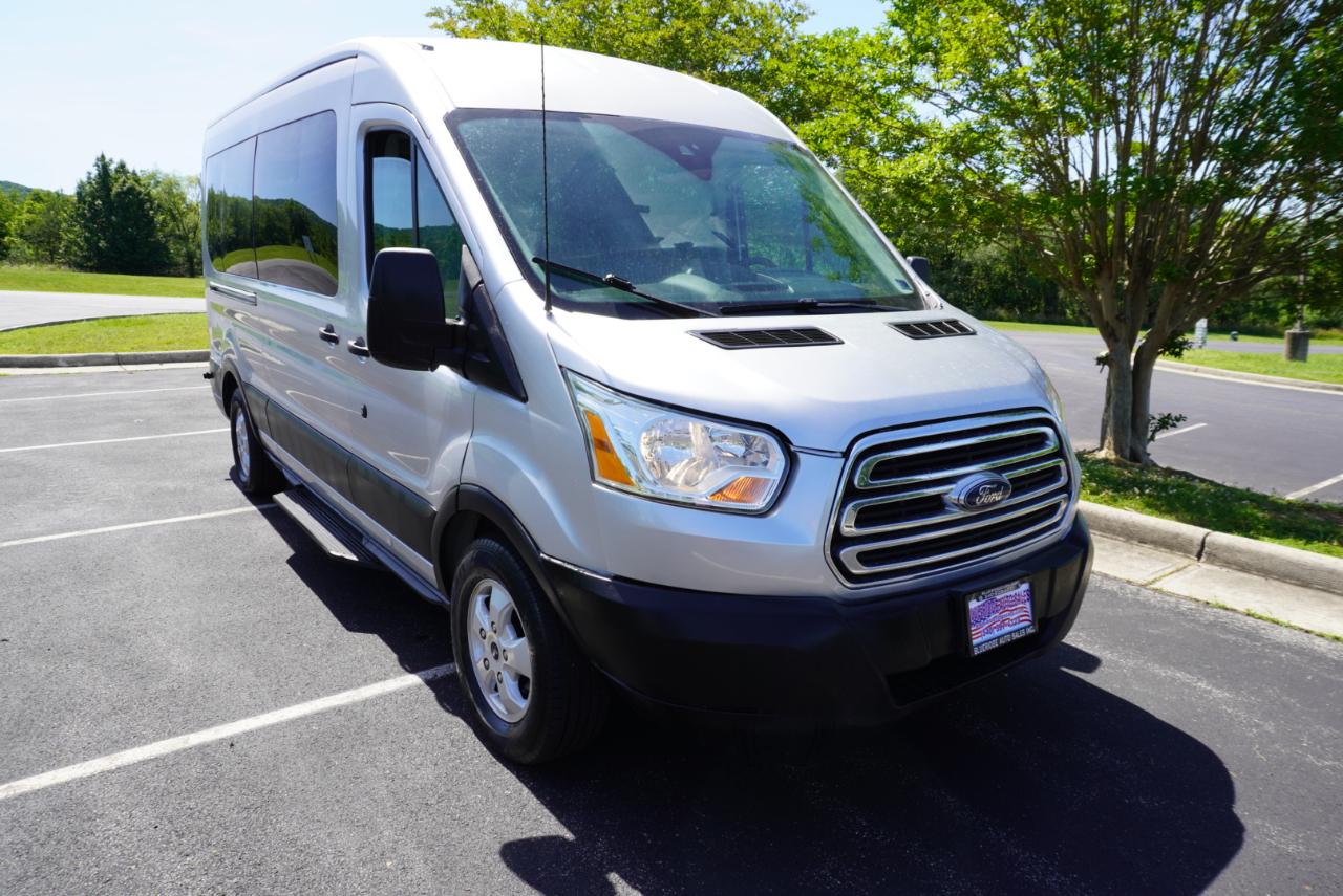 Ford Transit Passenger Wagon T-350 148" Med Roof XLT Sliding RH Dr 2019