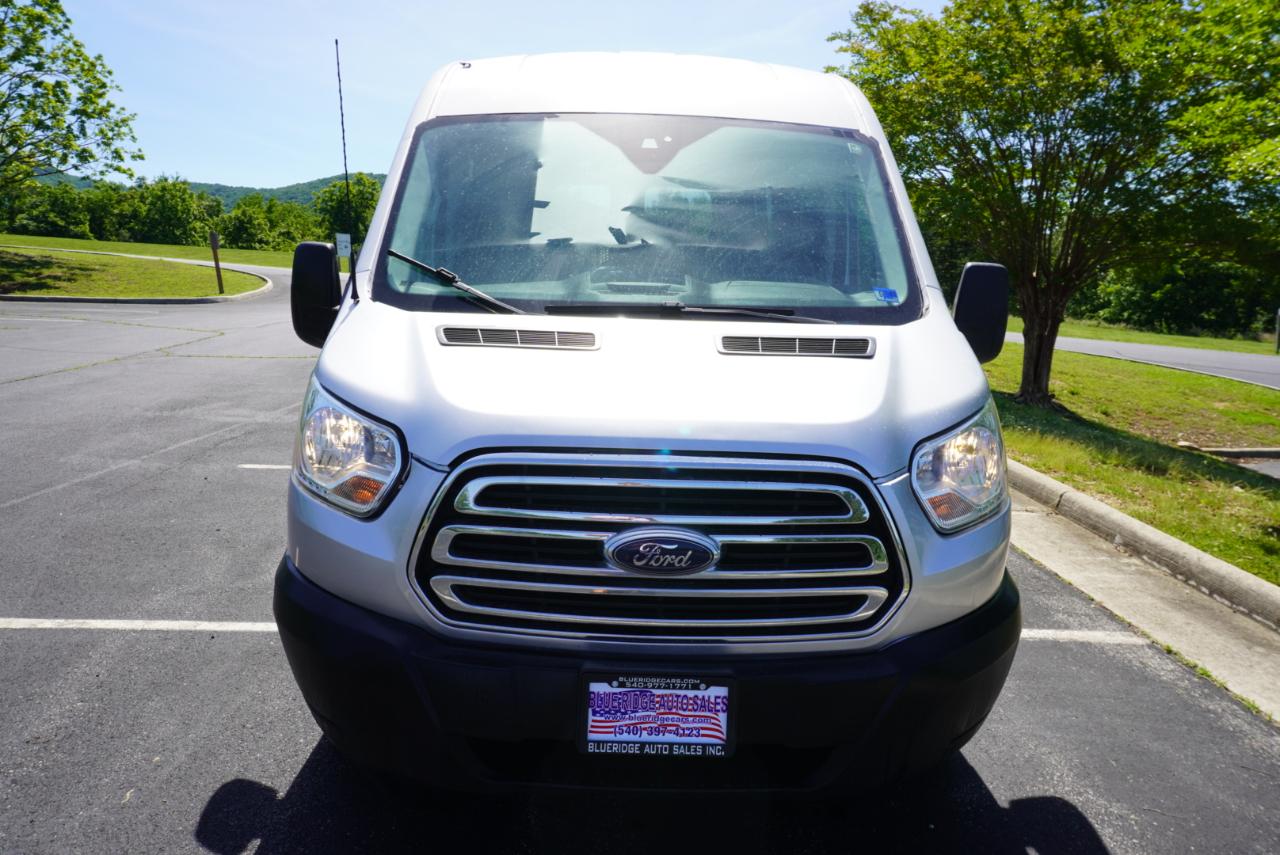 Ford Transit Passenger Wagon T-350 148" Med Roof XLT Sliding RH Dr 2019
