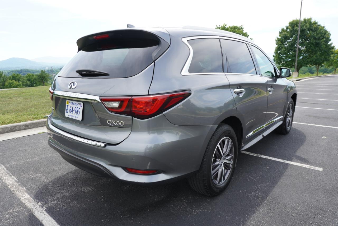 Infiniti QX60 2019.5 LUXE AWD 2019