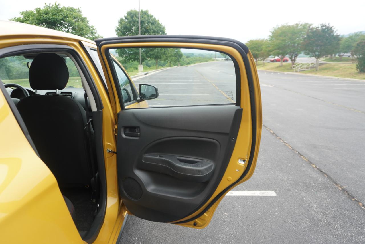 Mitsubishi Mirage Black Edition CVT 2022