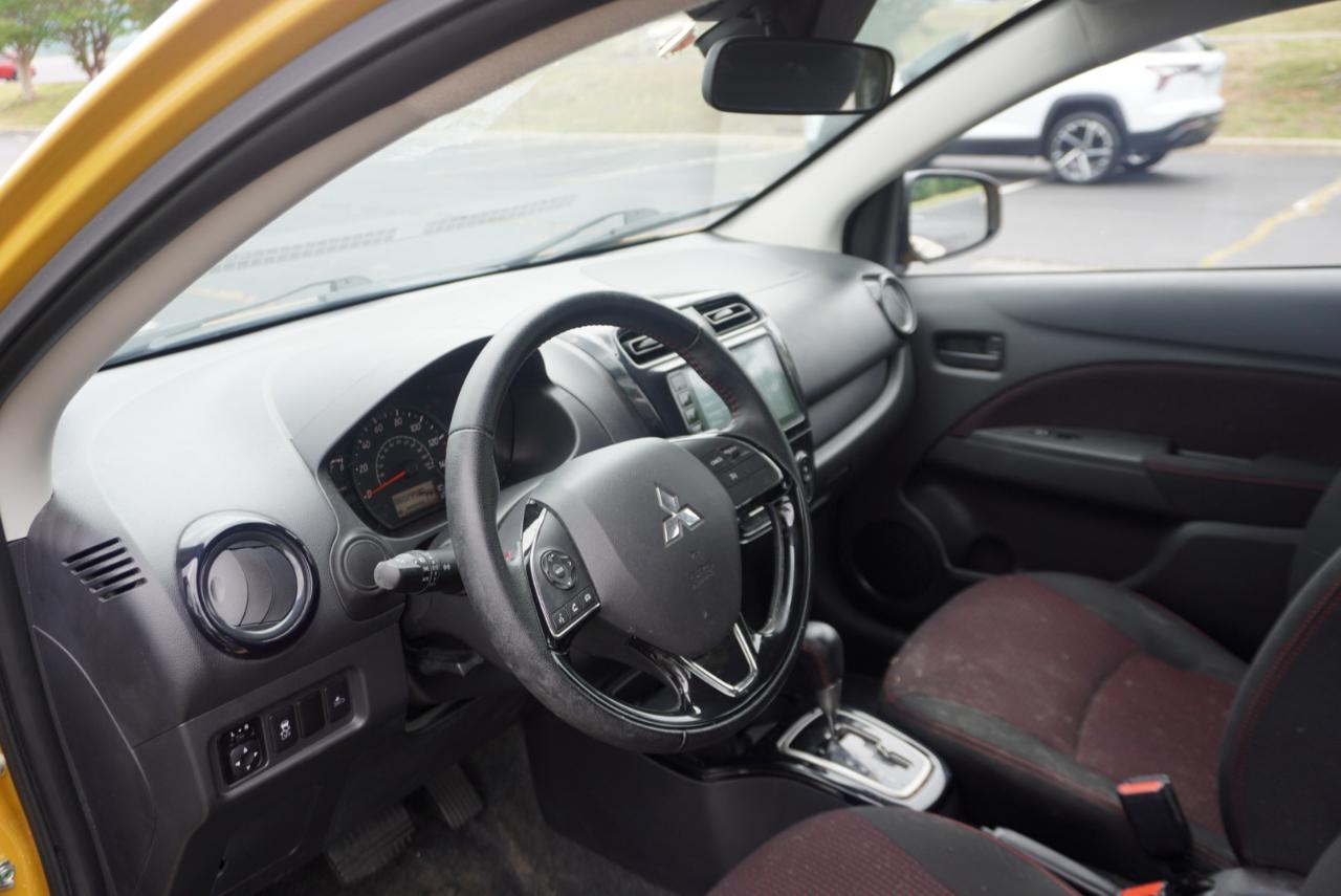 Mitsubishi Mirage Black Edition CVT 2022